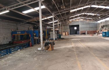 Galpón Industrial de 1.100m2 en 3.000m2   San Ignacio / Ruta 5