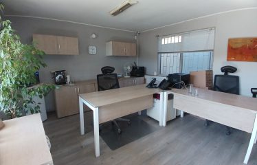 Galpón Industrial de 1.100m2 en 3.000m2   San Ignacio / Ruta 5