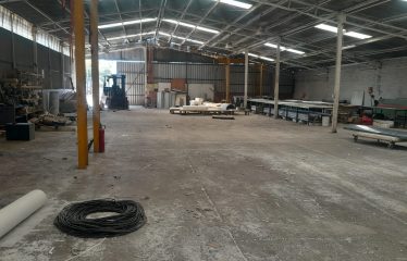 Galpón Industrial de 1.100m2 en 3.000m2   San Ignacio / Ruta 5