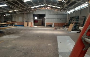 Galpón Industrial de 1.100m2 en 3.000m2   San Ignacio / Ruta 5