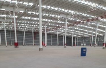 Bodega arriendo de 2.240 m2 en Cañaveral  / Ruta 5 / Buenaventura