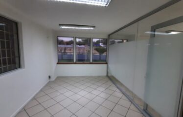 Bodega de 1.656m2 con Anden     Av. Caupolicán / San Ignacio