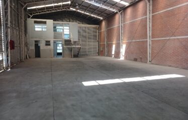 Galpón Industrial De 440m2 En 600m2 La Montaña / Ruta 5