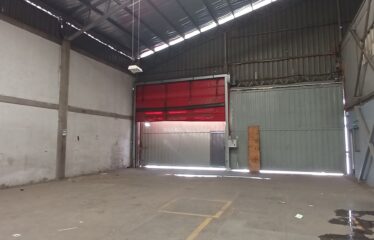 Galpón Industrial 1.800m2 En 2.400m2  Av Marathon / Av Quilin