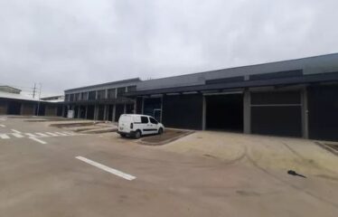 Bodegas arriendo desde 445m2   Ruta 5 / Costanera Norte