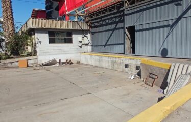 Galpón Industrial 1.800m2 En 2.400m2  Av Marathon / Av Quilin